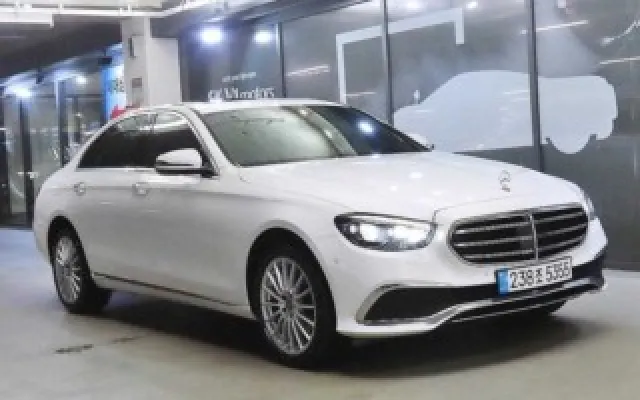 수원외제차중고 E-클래스 W213 E220d 4MATIC 익스클루시브 매물 사진 6 - 2023/09 58,460km